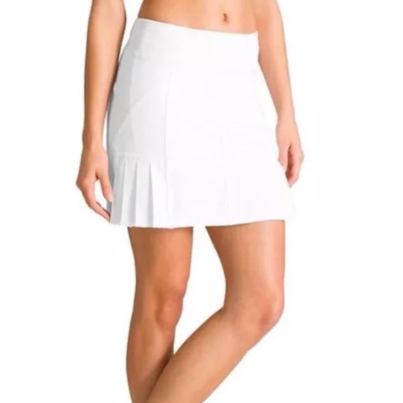 Athleta Pants - Athleta Under Par Skort White size M